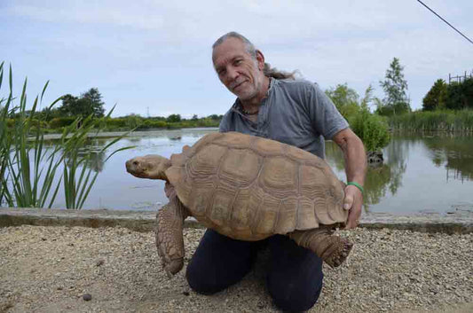 Pete Springate smashes Somerset record with a 60-pounder!